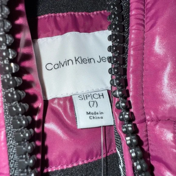 Calvin Klein Purple Puffer Jacket kids - Picture 3 of 5